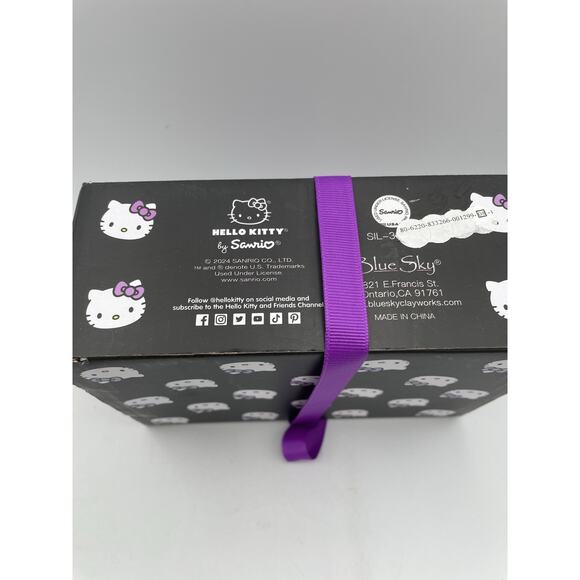 Hello Kitty Halloween Salt and Pepper Shakers by Blue Sky - NEW in Gift Box - Picture 11 of 11